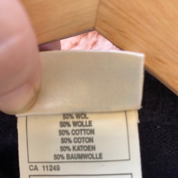 Laura Ashley Vintage Wool Cardigan Sweater  Made In Great Britain Size M - Picture 3 of 5